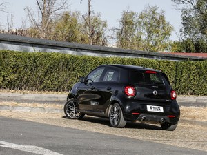 2017BRABUS Xclusive 