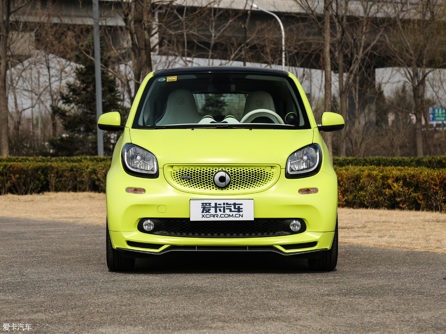 2017smart fortwo 0.9T BRABUS tailor madeרӲ