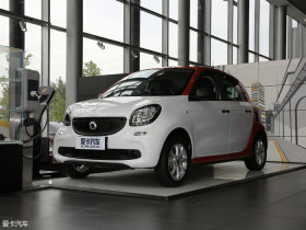 2018��smart forfour 