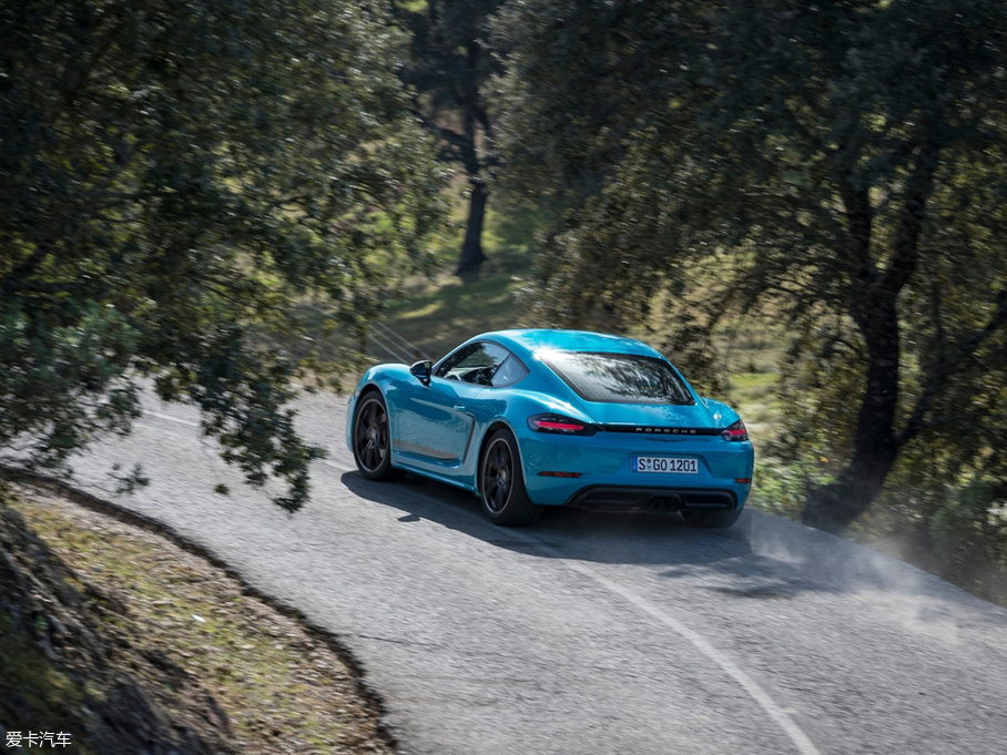 2019ʱ718 Cayman T