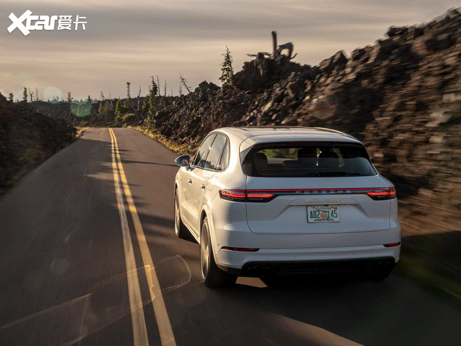 2020Cayenne E-Hybrid Turbo S E-Hybrid