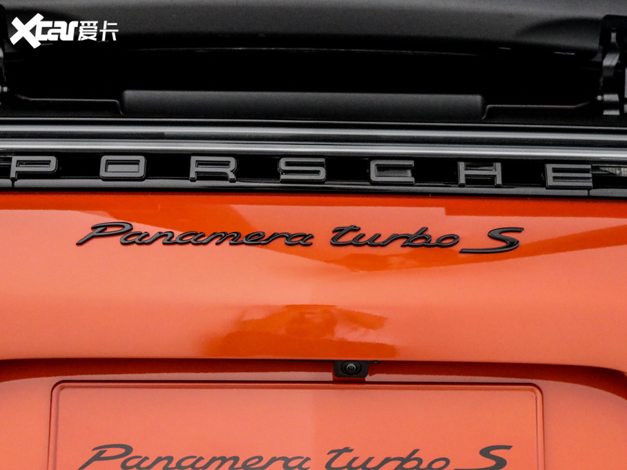 2021Panamera Turbo S