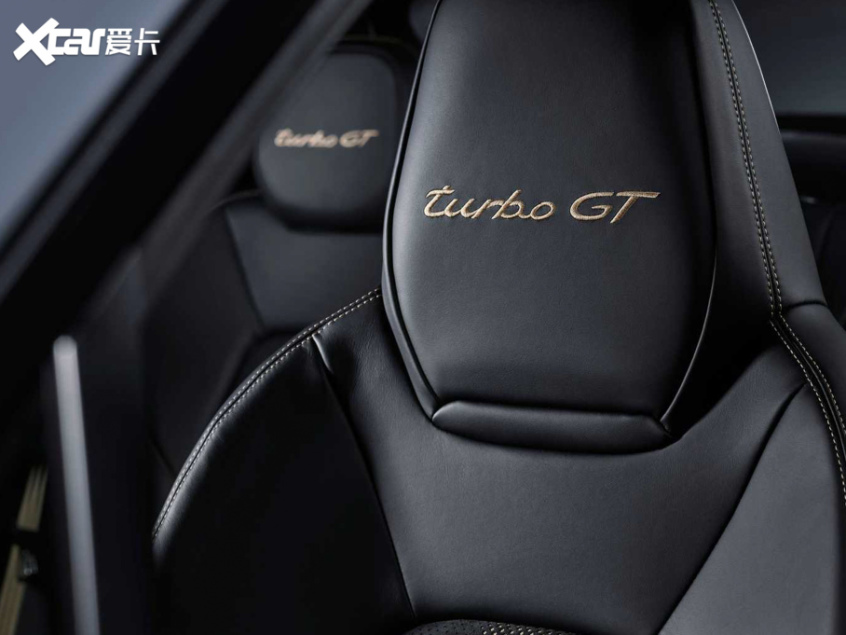 保时捷2021款Cayenne Coupe