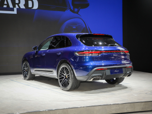 2022Macan 2.0T 45