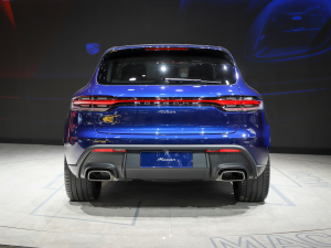 2022Macan 2.0T 	