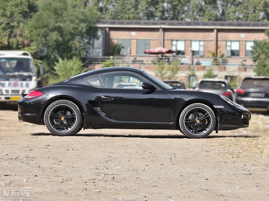 2012Cayman R