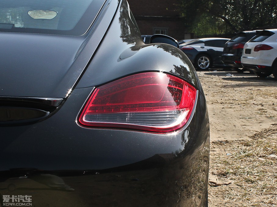 2012Cayman R