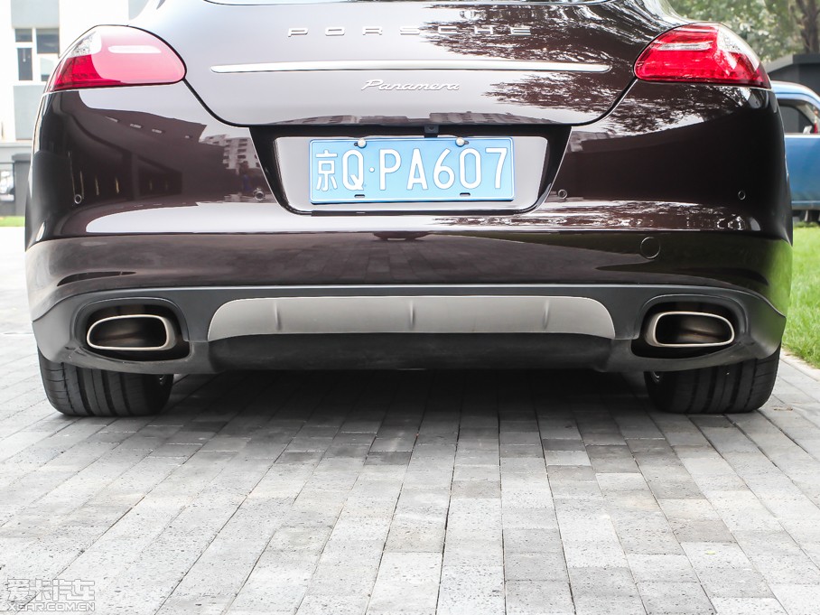 2013Panamera Platinum Edition