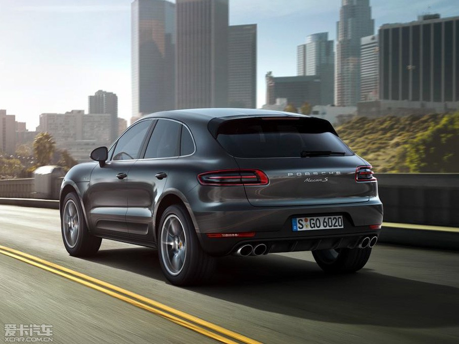 2014Macan S