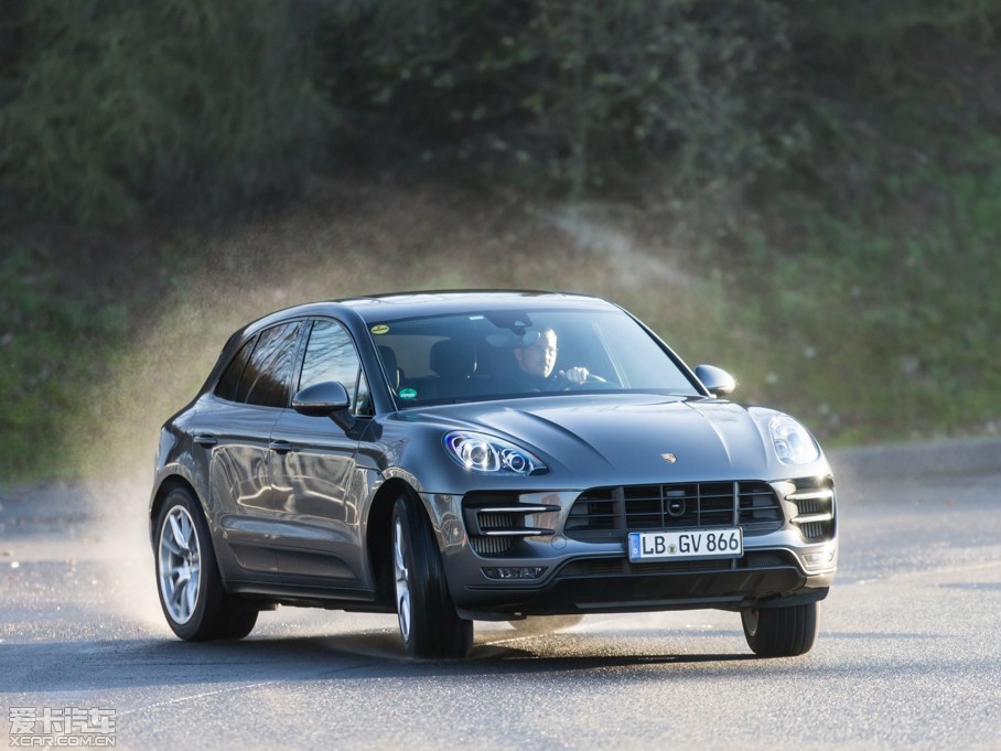 2014Macan Turbo