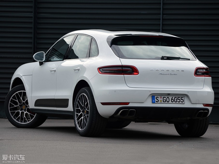 2014Macan S