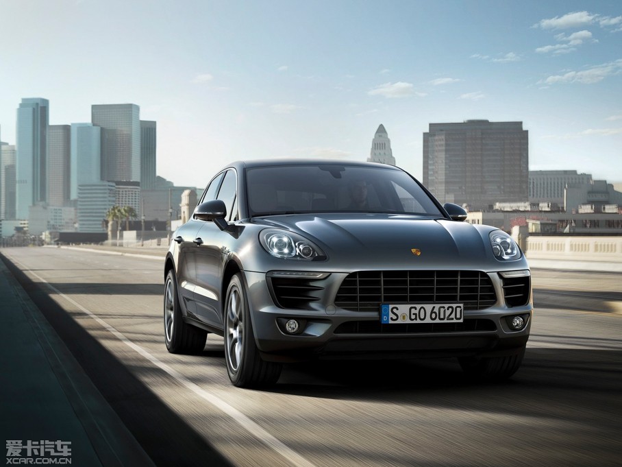 2014Macan S