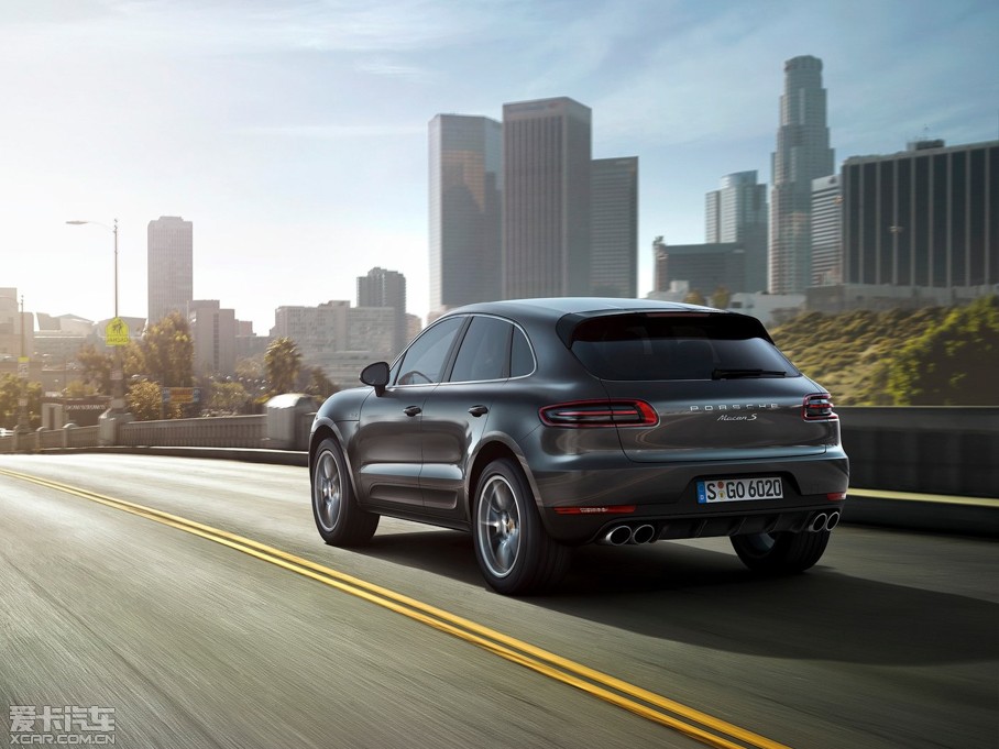 2014Macan S