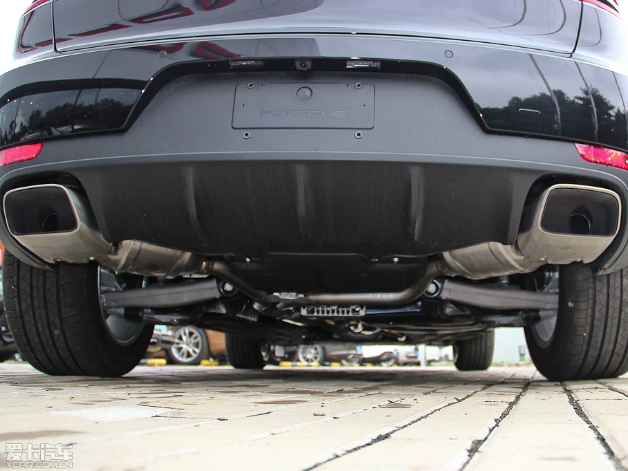 2014��Macan 2.0T
