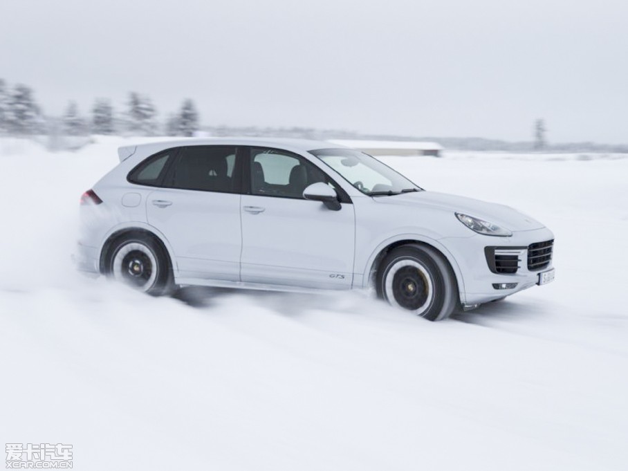 2015Cayenne GTS