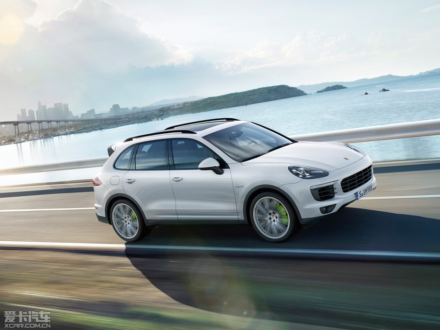 2015Cayenne E-Hybrid S E-Hybrid