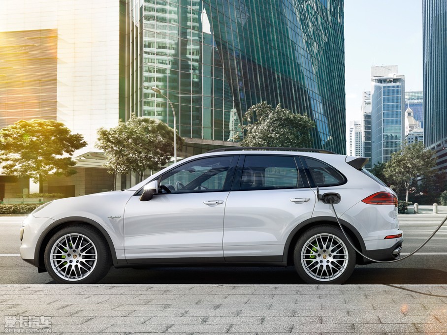 2015Cayenne E-Hybrid S E-Hybrid