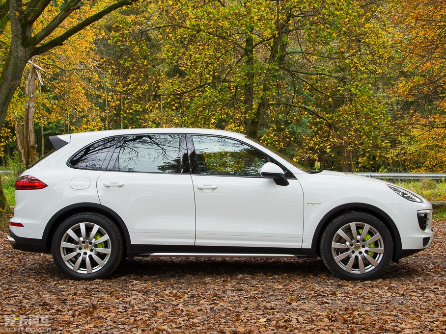 2015Cayenne E-Hybrid S E-Hybrid