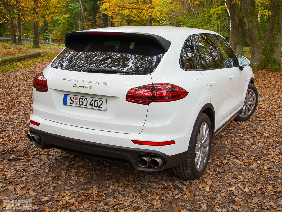 2015Cayenne E-Hybrid S E-Hybrid