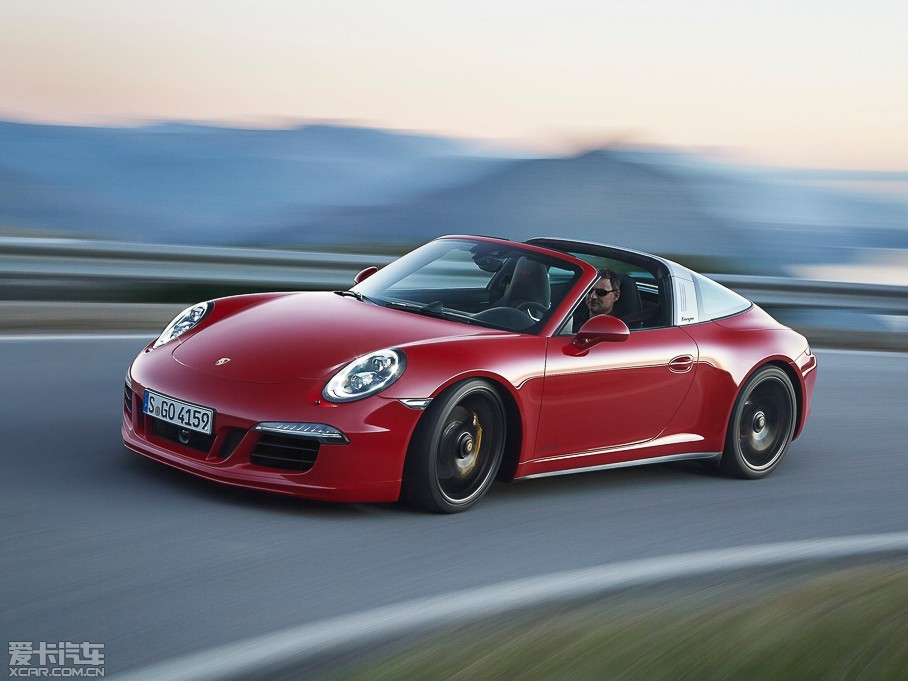 2015ʱ911 Targa 4 GTS