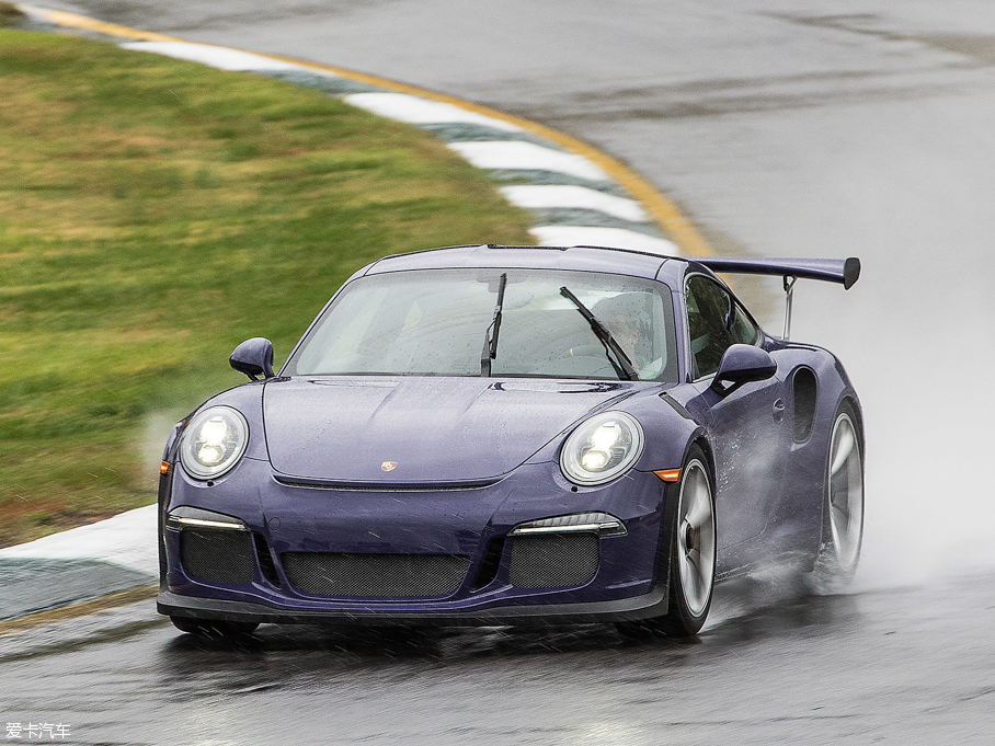 2015ʱ911 GT3 RS