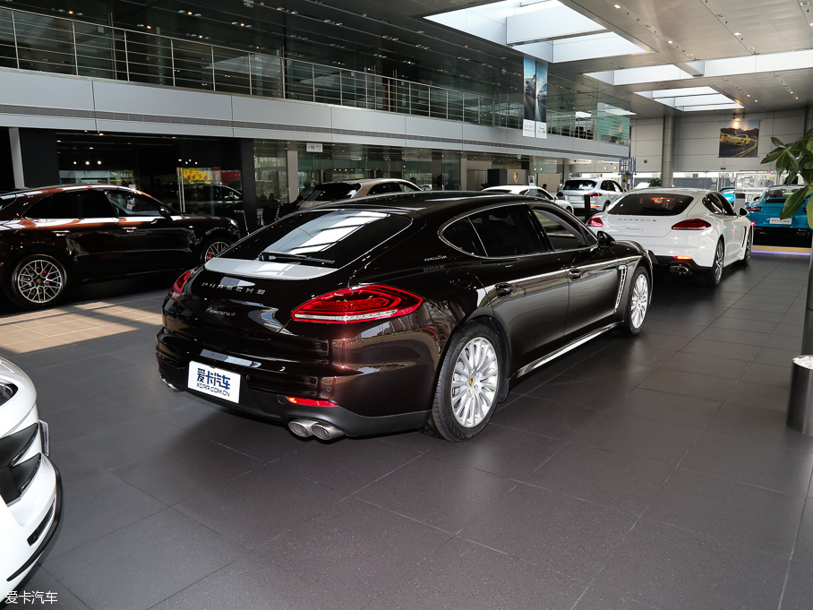2016Panamera Executive Edition