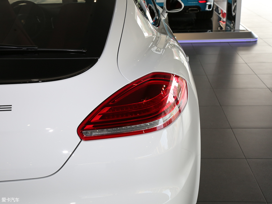 2016Panamera 4 Edition