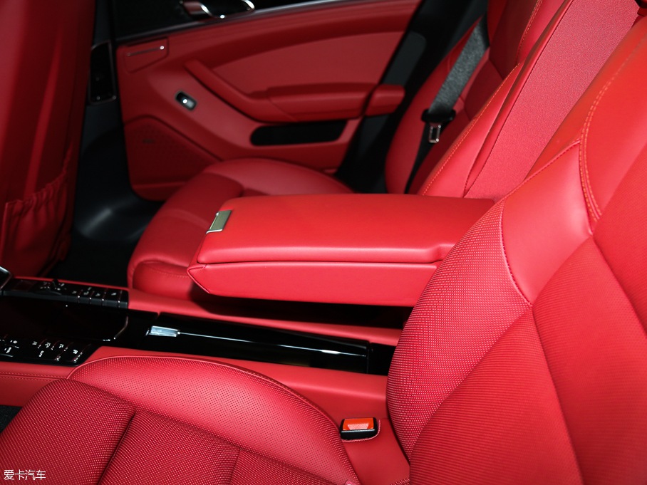 2016Panamera 4 Edition