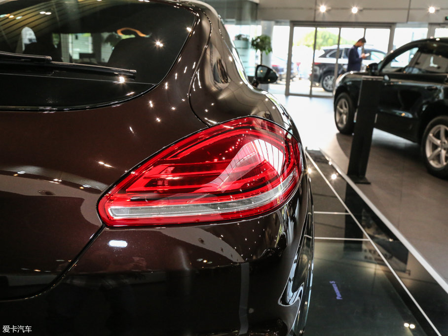 2016Panamera 4 Edition