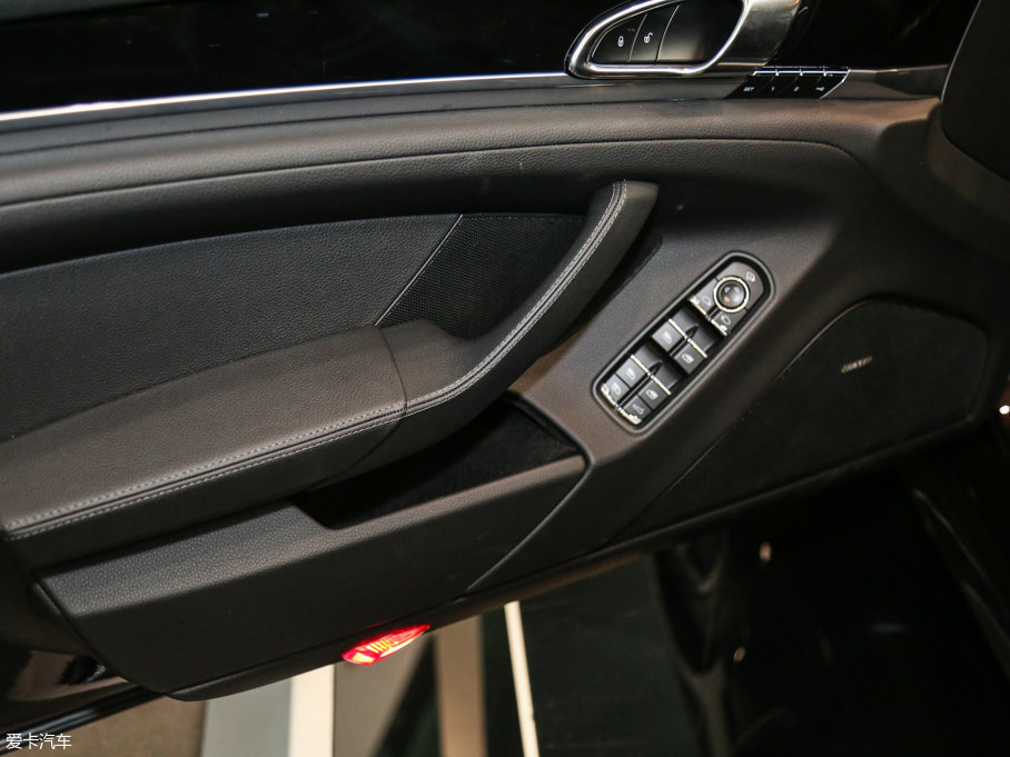 2016Panamera 4 Edition