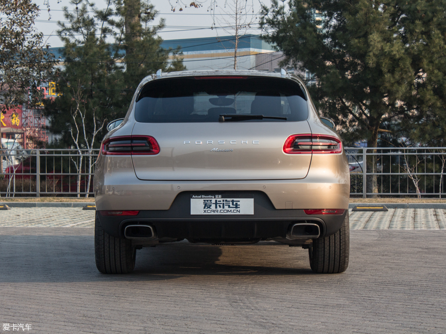 2016Macan 2.0T