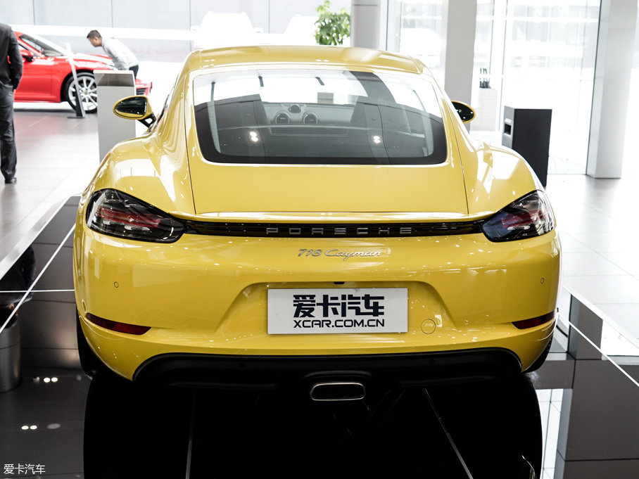 2016ʱ718 Cayman 