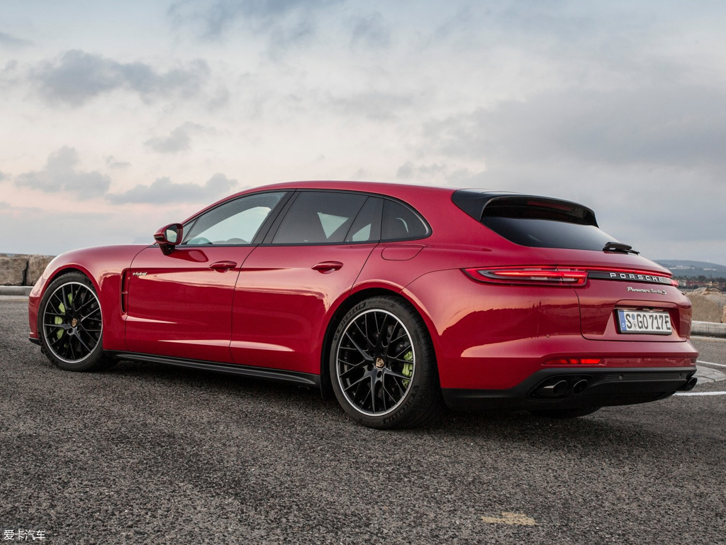 【2018款panamera混动turbo s e-hybrid sport turis