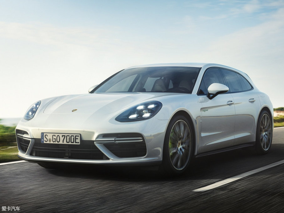 2018Panamera E-Hybrid Turbo S E-Hybrid Sport Turismo