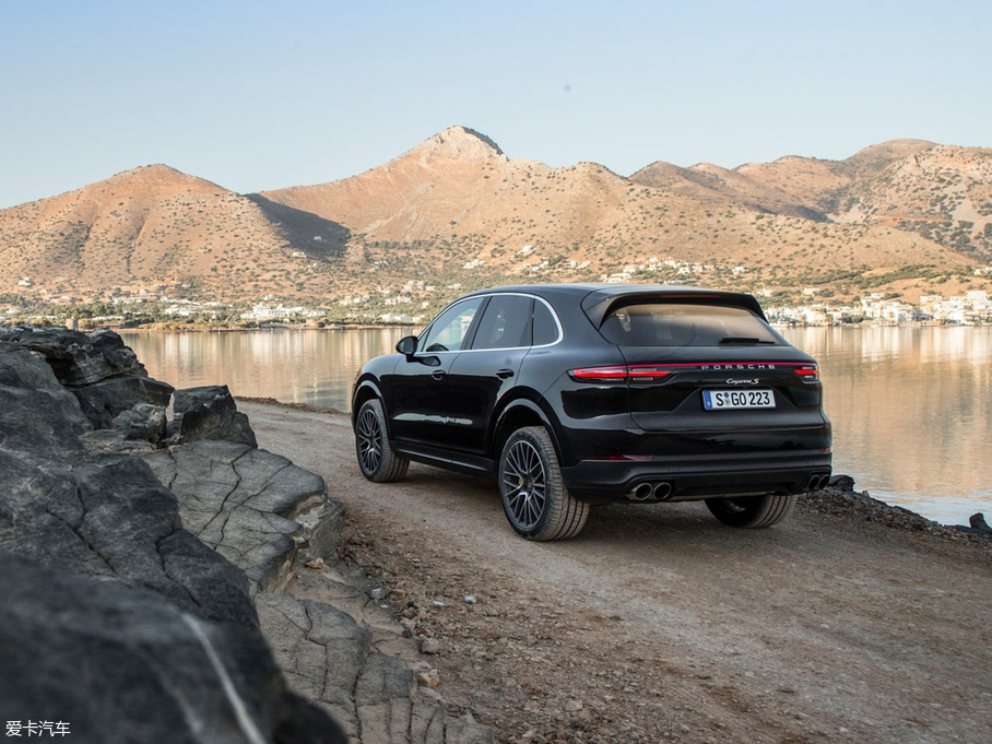 2018Cayenne S 2.9T