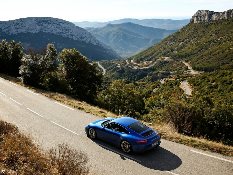 2018ʱ911 GT3 Touring Package