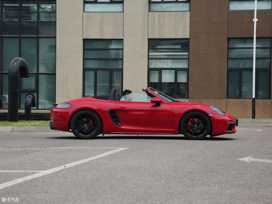 2018ʱ718 Boxster S