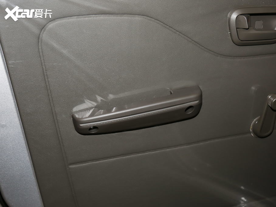 2019款 五菱荣光V 1.5L封窗车实用型国VI LAR