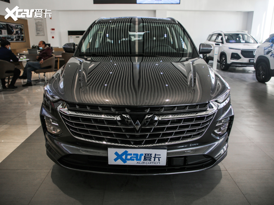 比SUV宽敞，大四座的五菱凯捷和长安CS75PLUS，谁更值得入手？