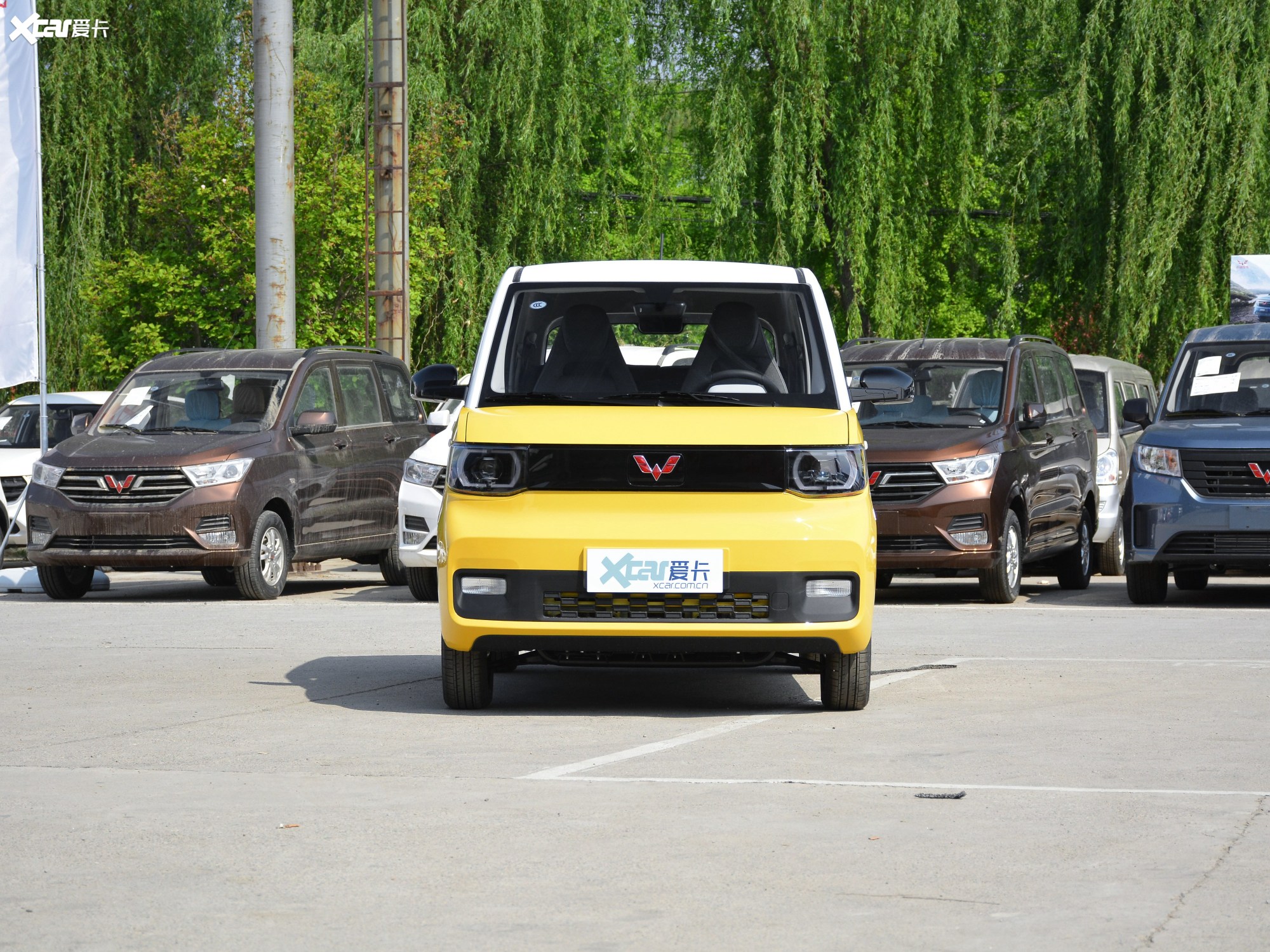 【2021款宏光miniev马卡龙 时尚款_整体外观_18/499张图片】_汽车图片