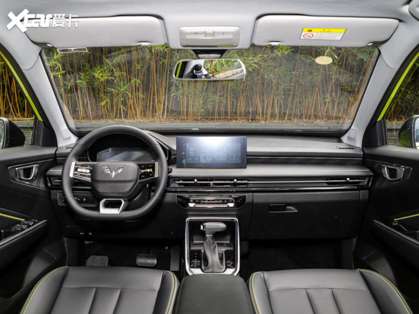 五菱星驰正式上市售价5.68-8.68万元-爱卡汽车移动版