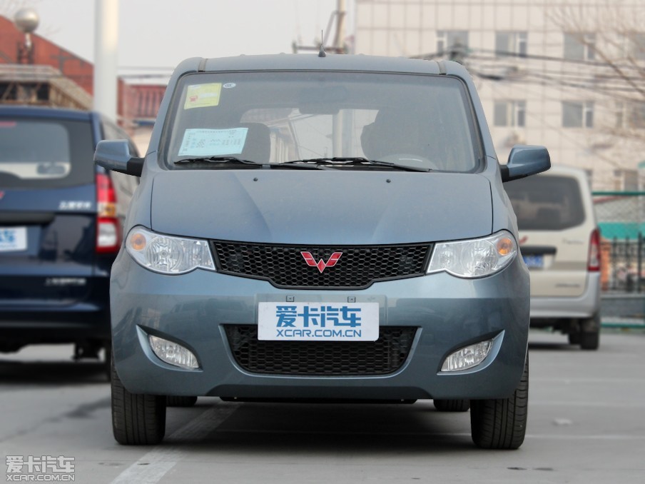 2010款五菱宏光1.2l