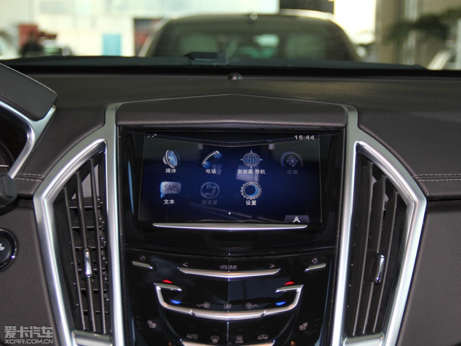 2015款凯迪拉克srx 3.0l 豪华型