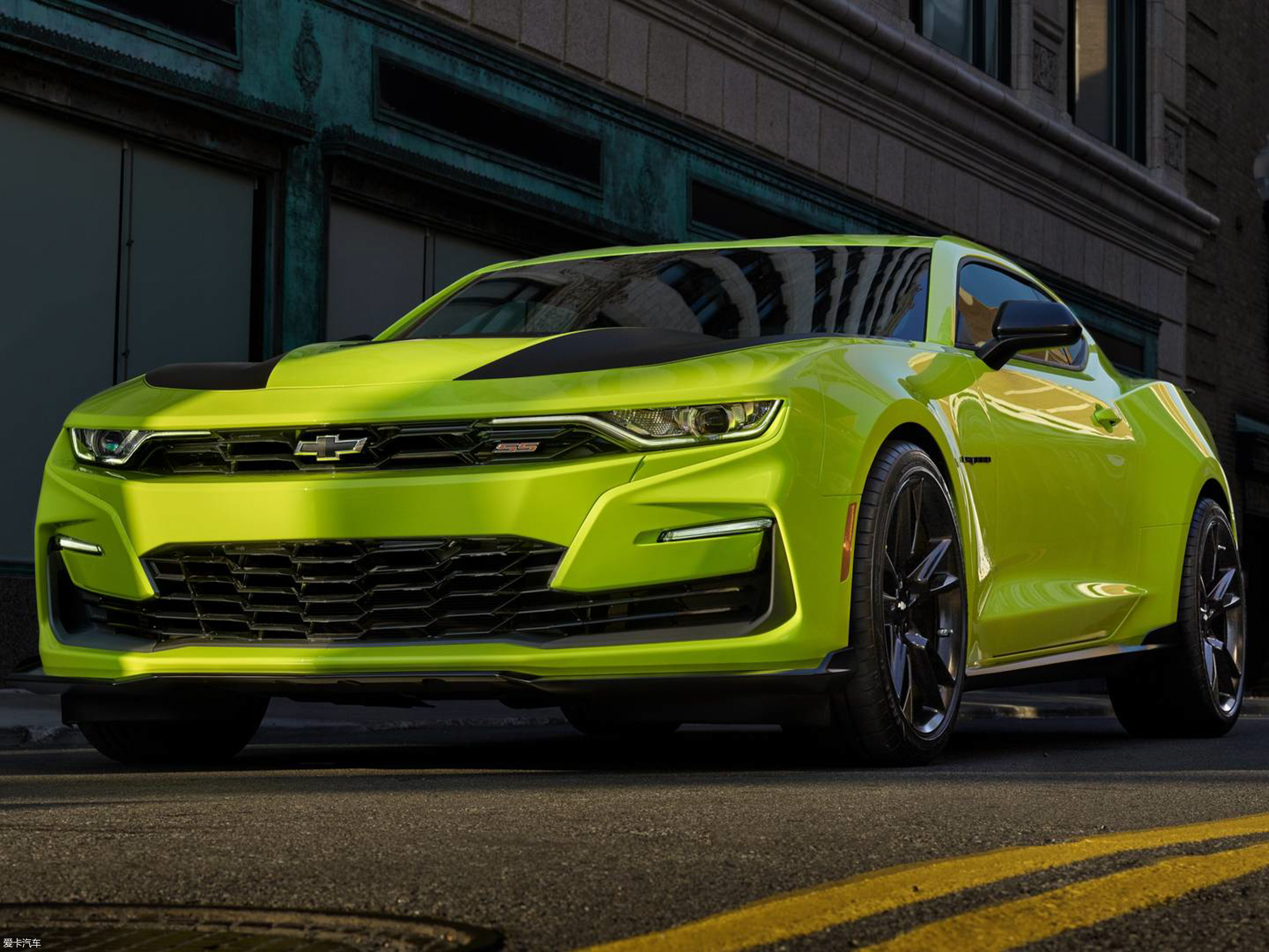 【2019款科迈罗 ss shock_整体外观 _2/4张图片】_汽车图片大全_爱卡