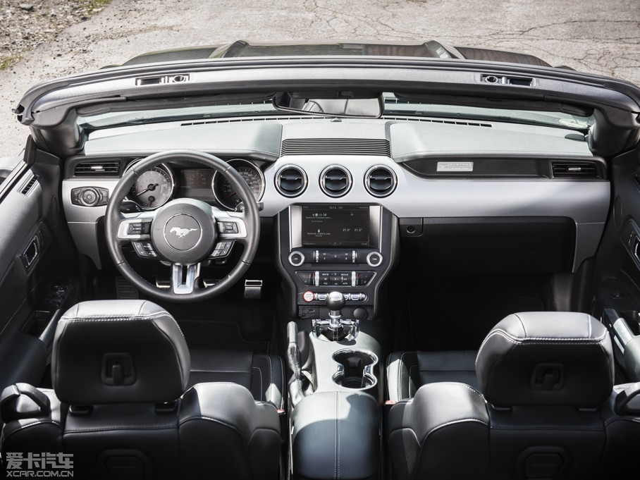 2015款mustang5.0l gt敞篷版