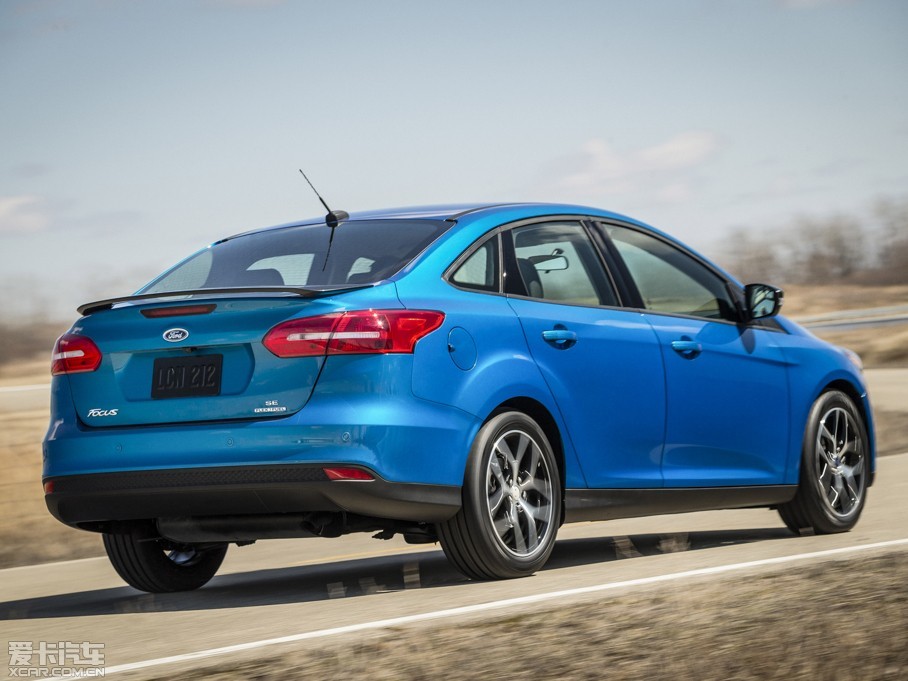 2014款福克斯(海外)三厢版