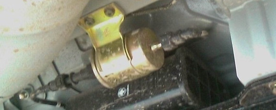 燃油滤清器多少公里更换？