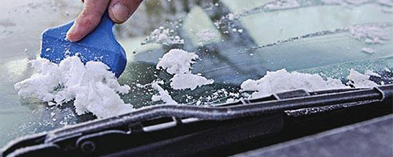 冬天车窗户结冰怎么办？