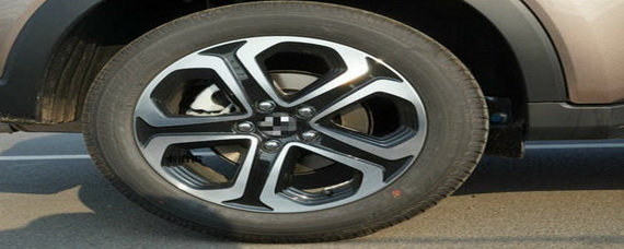 本田crv轮胎规格是多少？