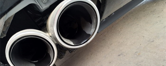 轿车排气管滴水是什么原因？